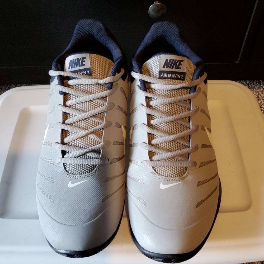 Nike Mavin low